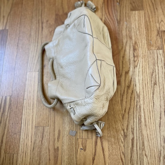 Cole Haan leather diaper bag w/ waterproof lining - Picture 10 of 16